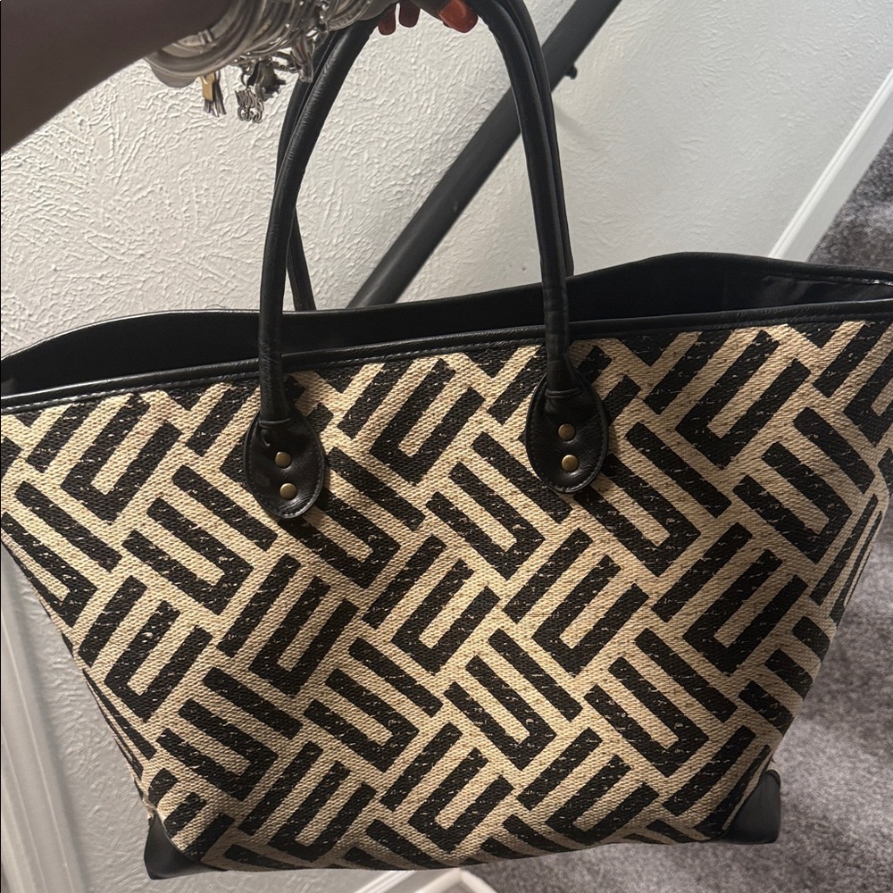 Stylish Black and Tan Tote Bag